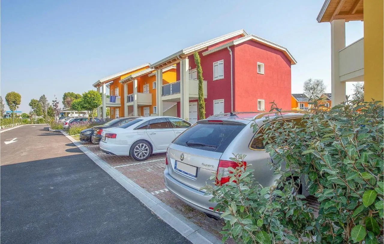 Green Village ليدو دي يسولو إيطاليا